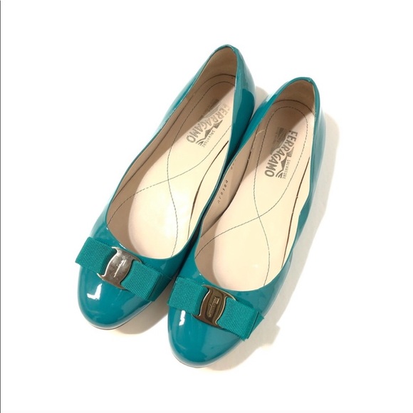 FERRAGAMO Salvatore MARINA PATENT BALLET VERNIS - Picture 1 of 10